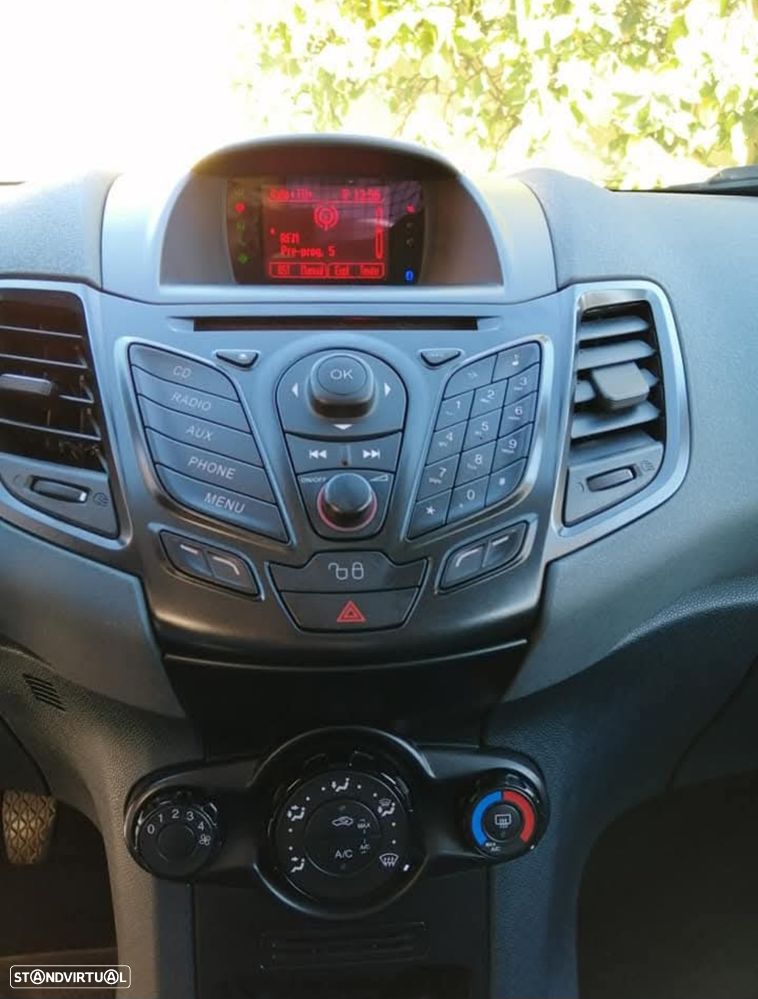 Ford Fiesta 1.4 TDCi Trend - 11