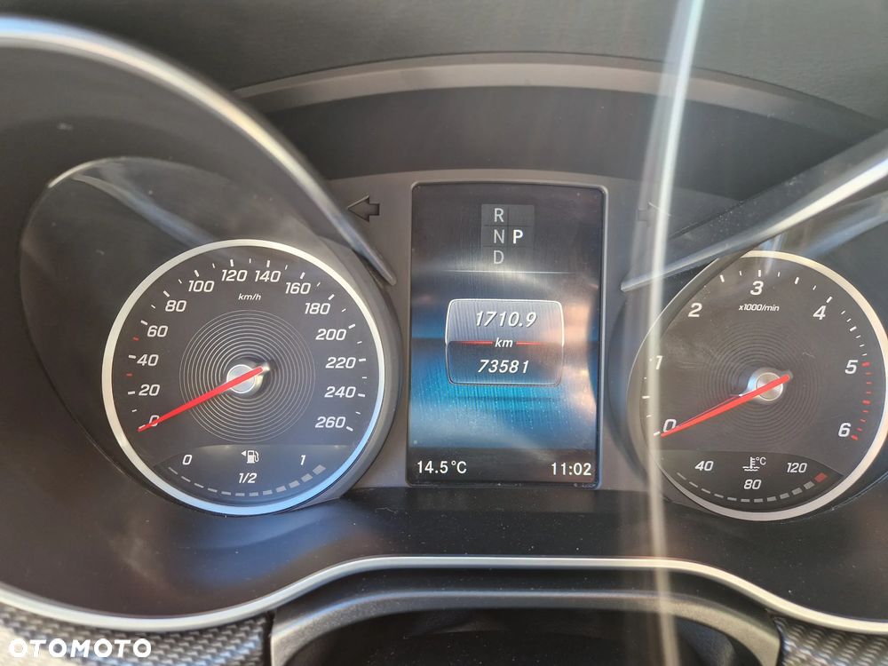 Mercedes-Benz Klasa V 300 d 4-Matic Avantgarde 9G-Tronic (d³ugi) - 21