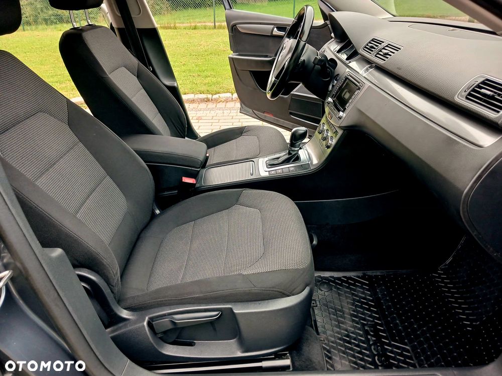 Volkswagen Passat - 9