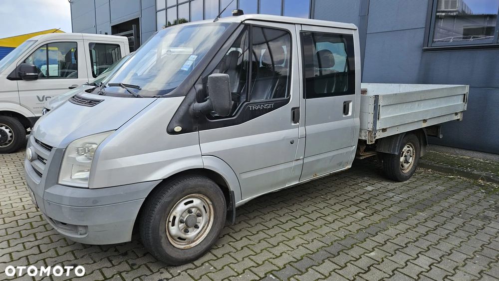Ford Transit - 1