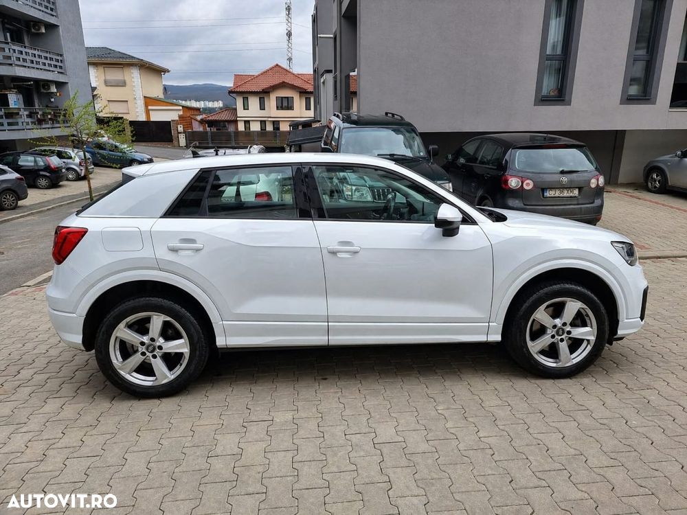 Audi Q2 30 TFSI S tronic sport - 6