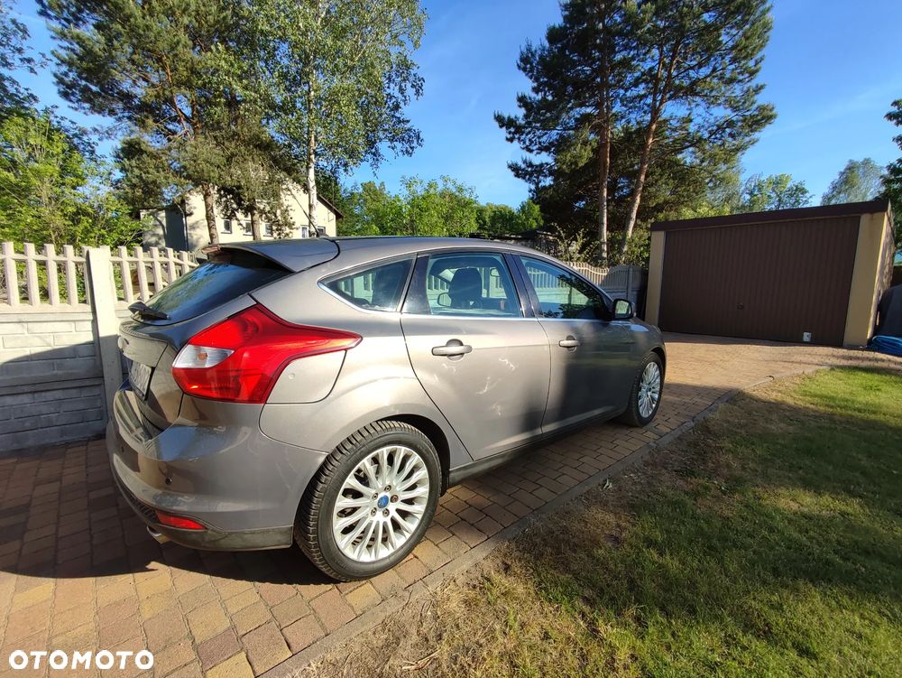 Ford Focus - 19