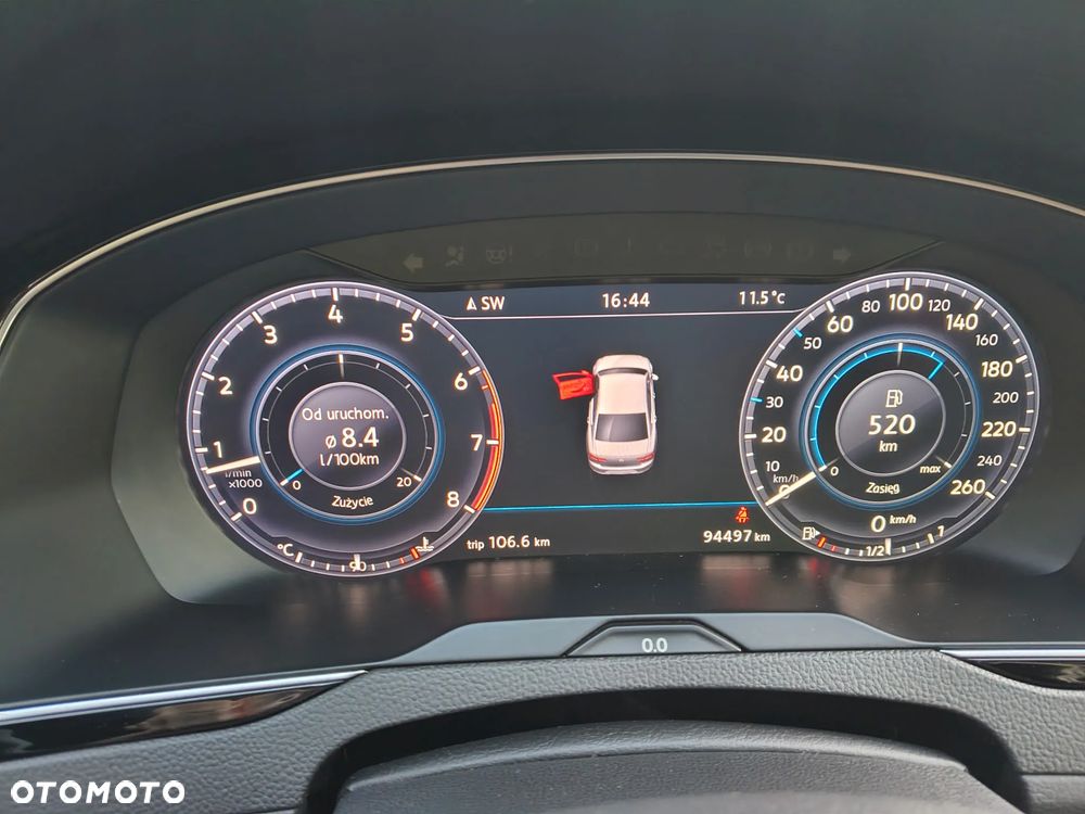 Volkswagen Passat - 26