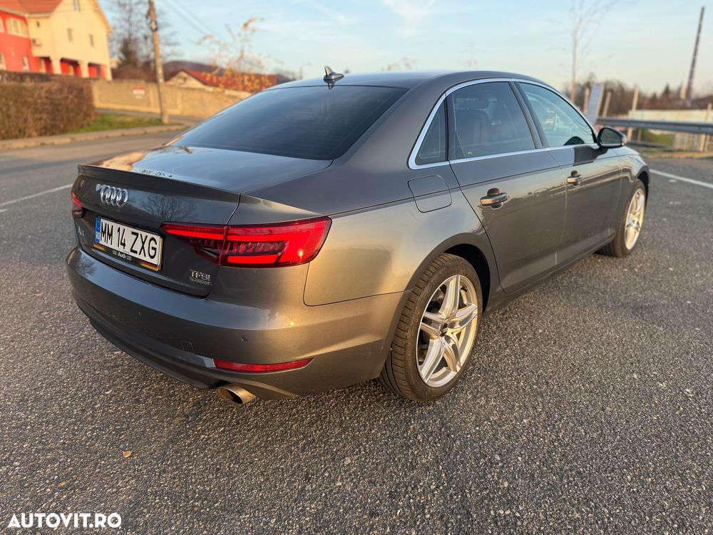 Audi A4 2.0 TFSI quattro Sport - 12