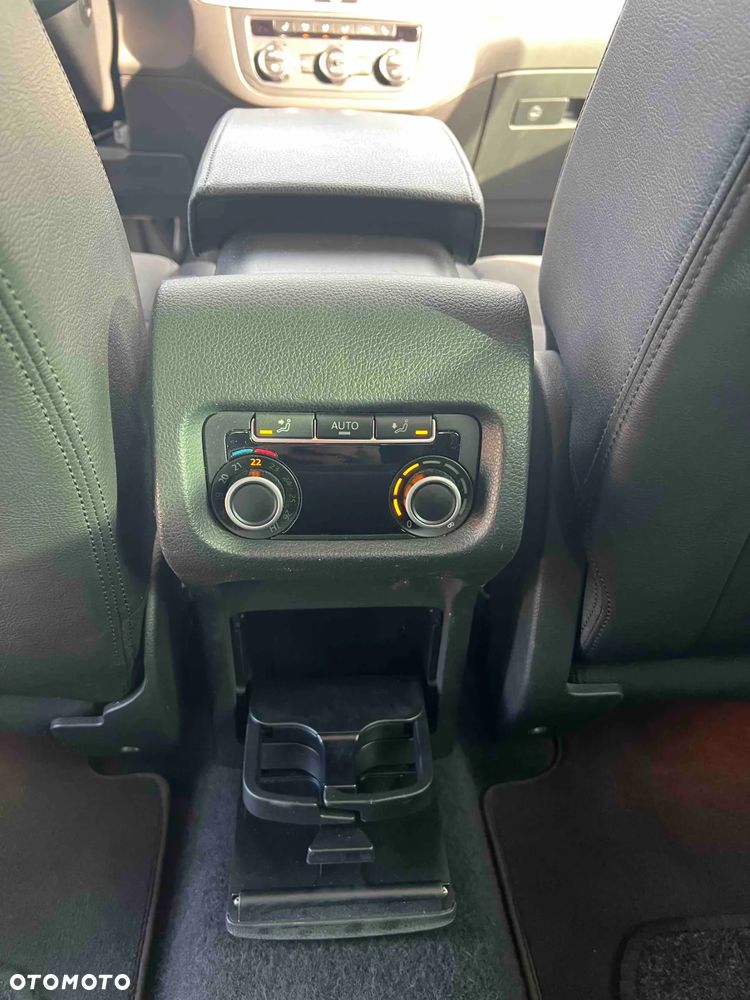 Volkswagen Sharan 2.0 TDI Highline DSG - 17