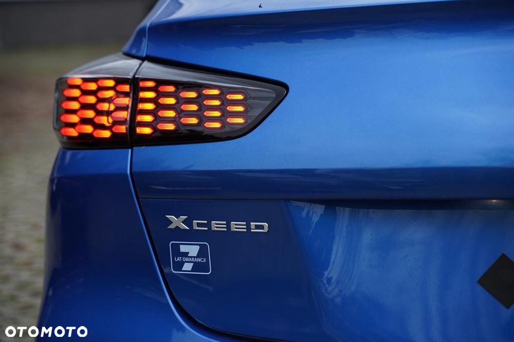 Kia XCeed 1.6 T-GDI Tribute DCT - 32