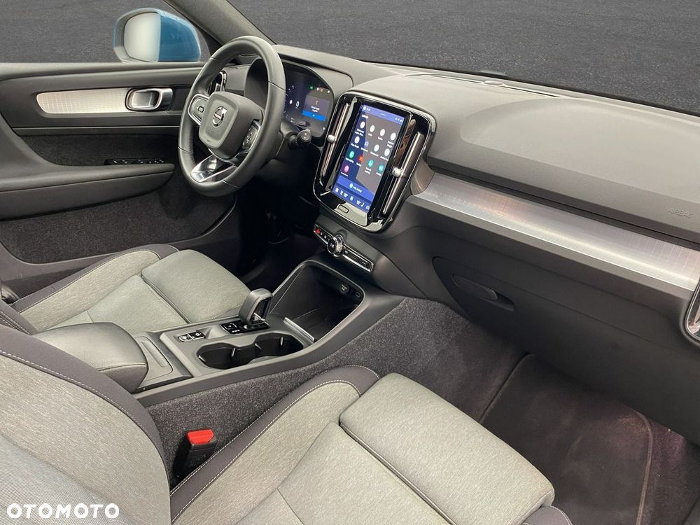 Volvo XC 40 - 18