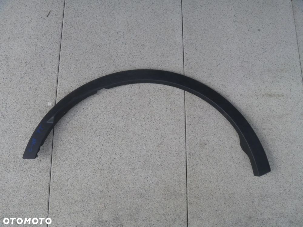 TOYOTA C HR 75605-F4010 LISTWA BŁOTNIKA TYLNA PRAWA ORYGINAŁ - 1