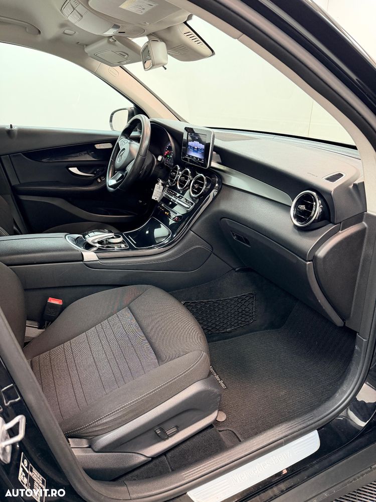 Mercedes-Benz GLC 220 d 4MATIC 9G-TRONIC - 8