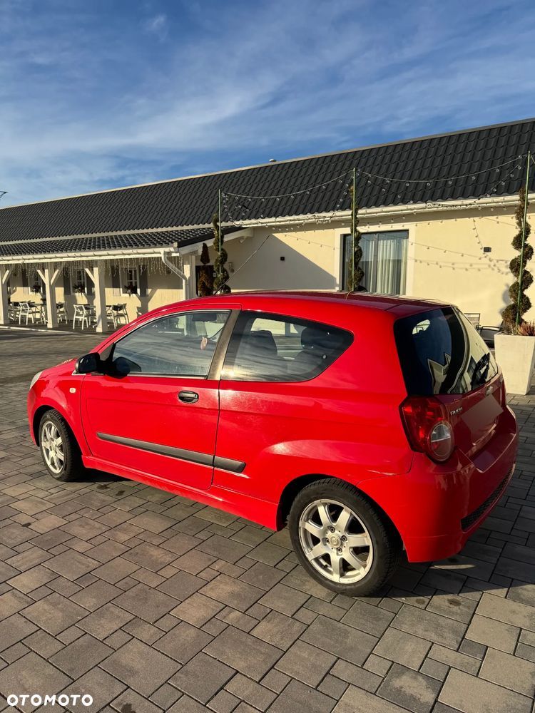 Chevrolet Aveo 1.2 16V Base - 5