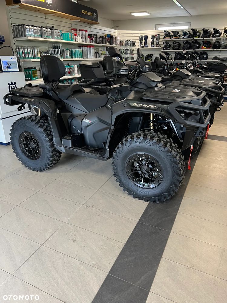 Can-Am Outlander Max - 2