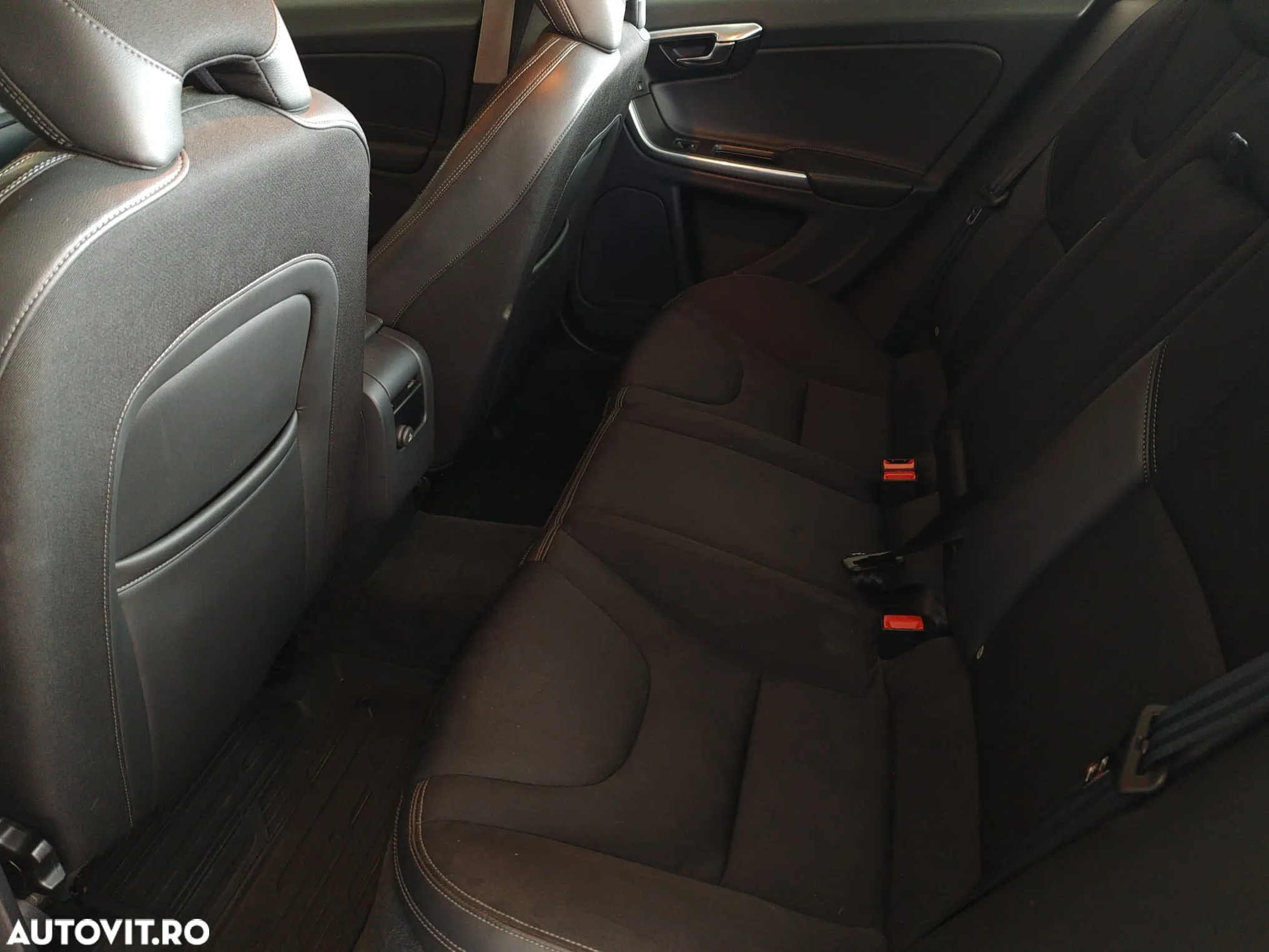 Volvo S60 D4 Momentum - 15