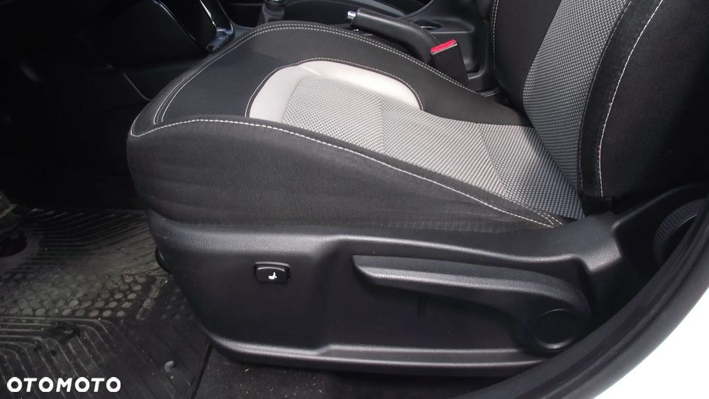 Kia Ceed 1.6 GDI Platinum Edition - 22