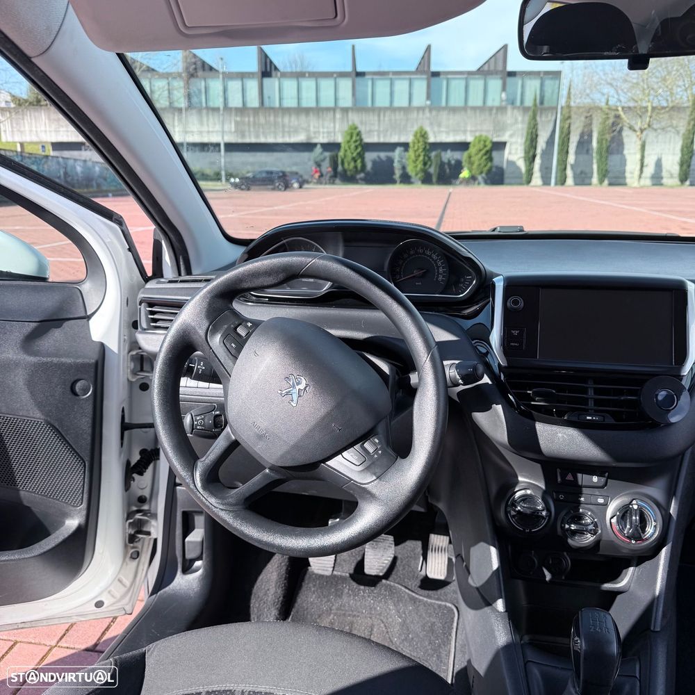 Peugeot 208 1.2 VTi Active - 10