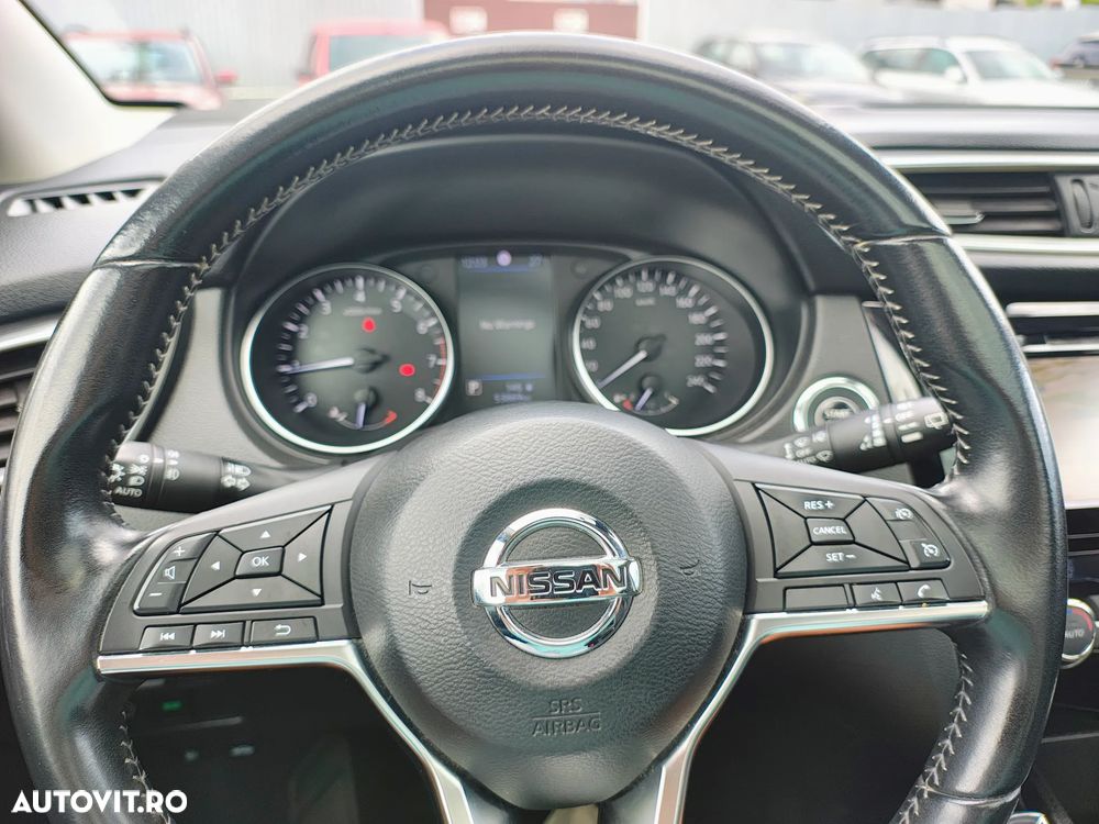 Nissan Qashqai 1.3 DIG-T DCT N-CONNECTA - 19