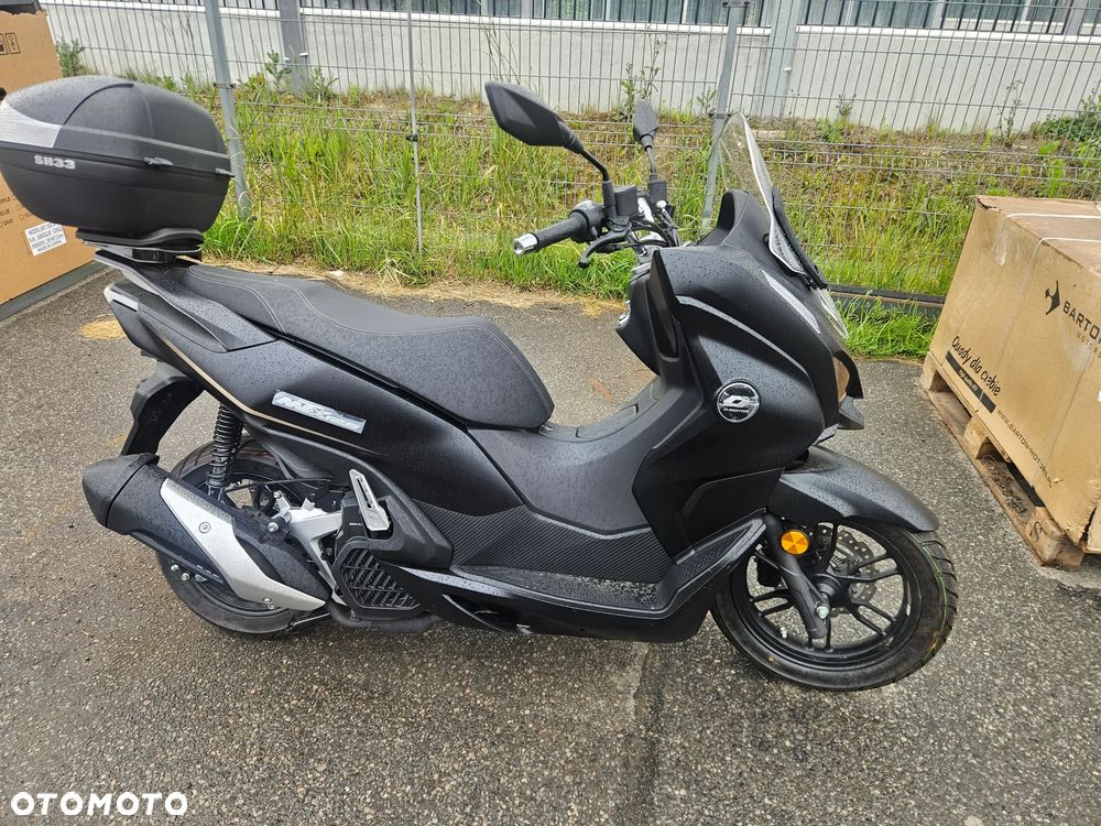 QJMOTOR MTX 125 - 12