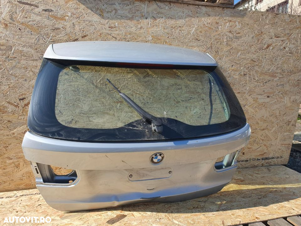 Haion Hayon Cu Luneta Bmw F31 Defect In Partea De Jos Livram Oriunde In Tara - 3