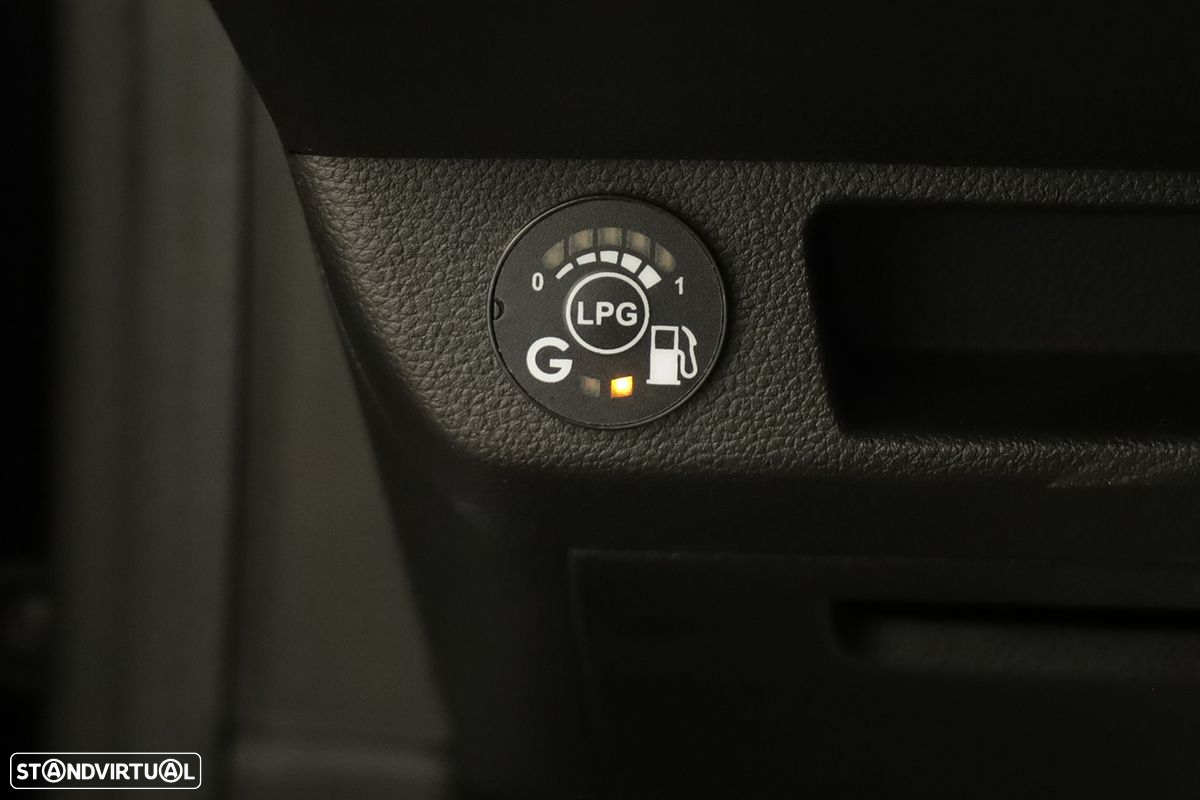 Renault Clio - 21