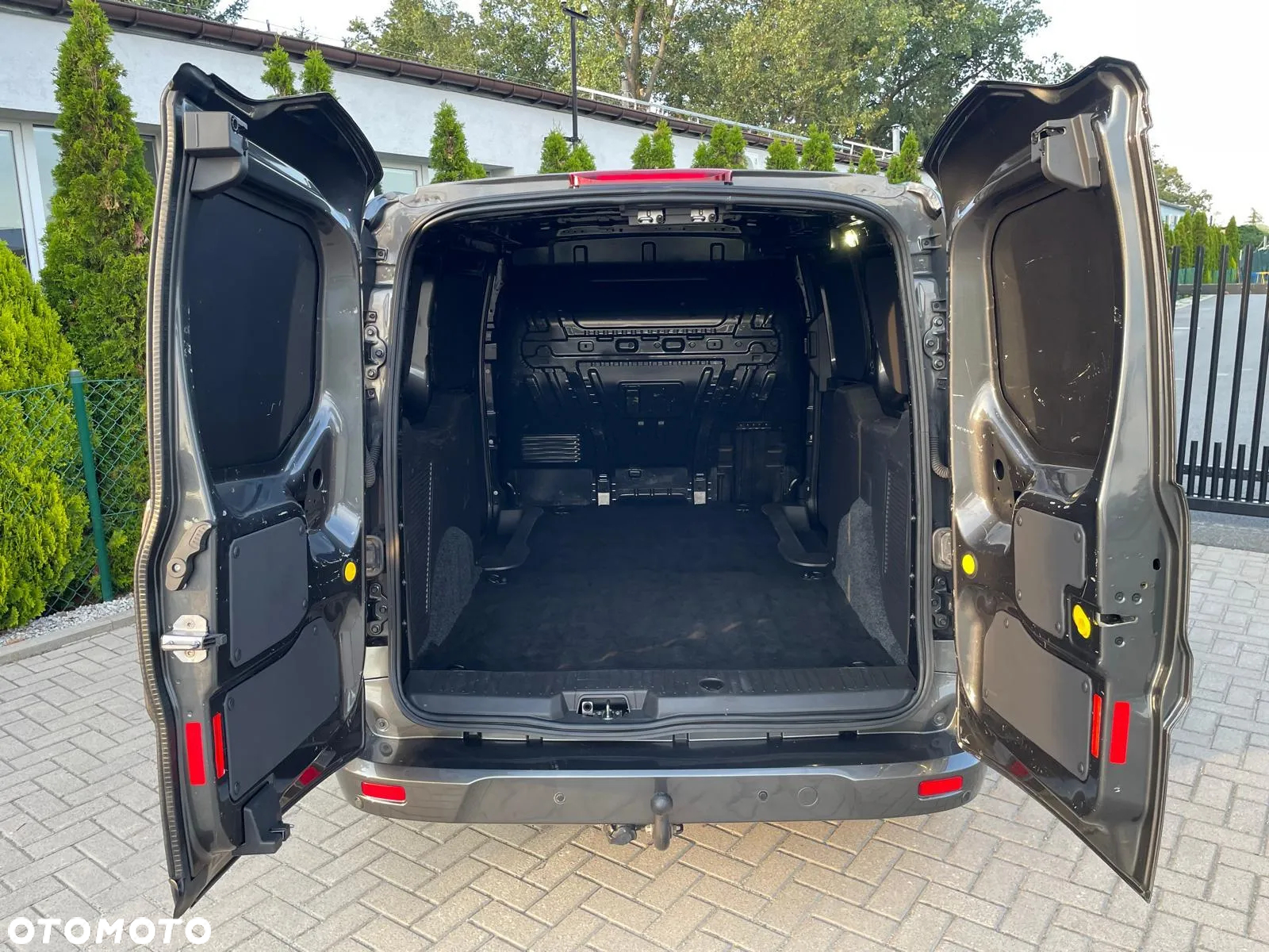 Ford Transit Connect - 15