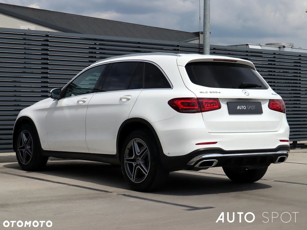 Mercedes-Benz GLC 200 d 4-Matic - 4