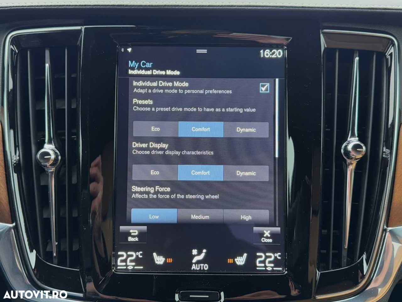 Volvo S90 D4 Inscription - 37