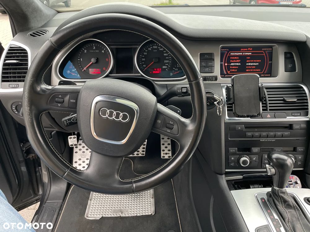 Audi Q7 - 11