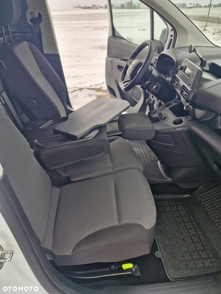 Toyota Proace City - 13