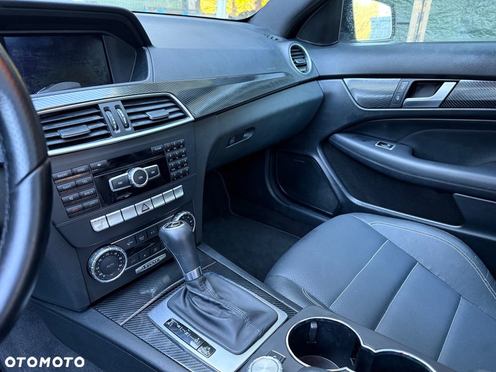 Mercedes-Benz Klasa C 350 Coupe 7G-TRONIC Edition - 10
