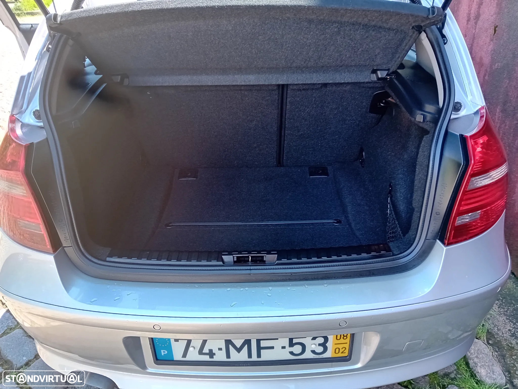 BMW 118 d Line Urban - 13