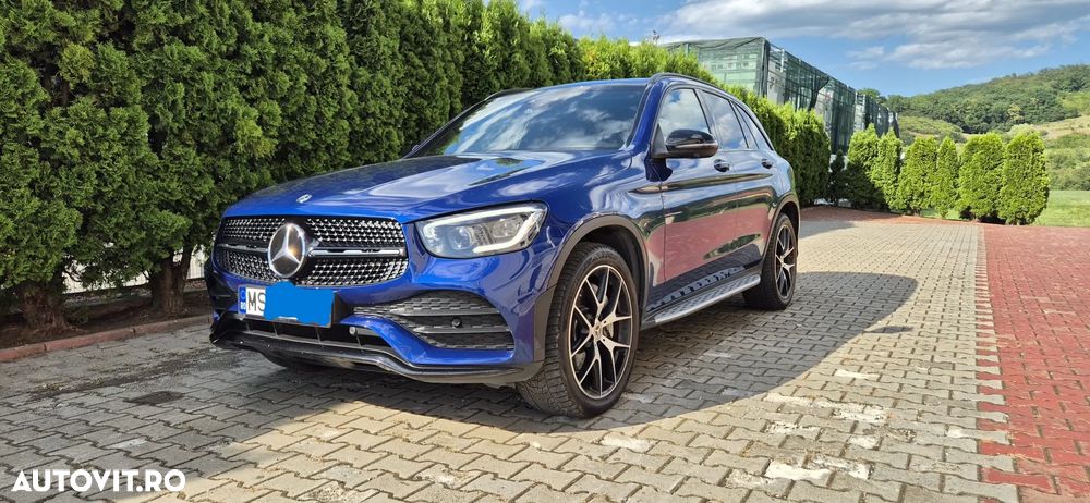 Mercedes-Benz GLC 220 d 4MATIC 9G-TRONIC AMG Line - 1