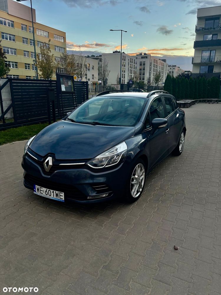 Renault Clio - 1