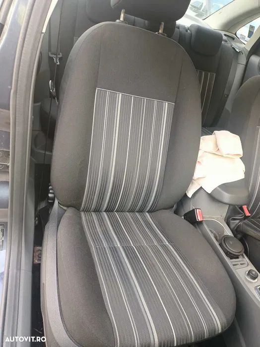 Ford Focus - 3