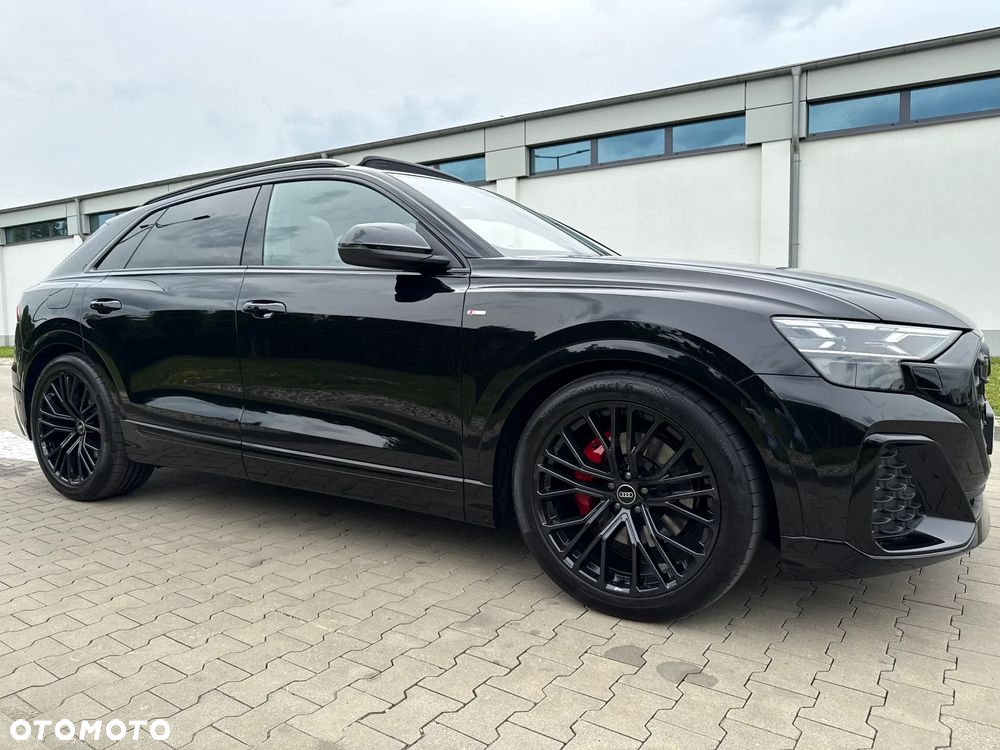 Audi Q8 - 7