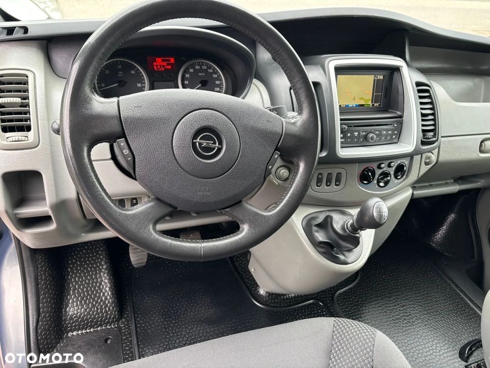 Opel Vivaro - 19