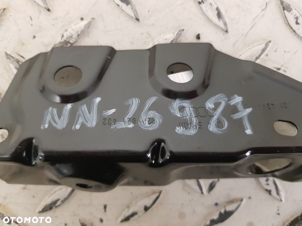 NOWA ORYGINALNA PODPORA WSPORNIK MOCOWANIE BŁOTNIKA PRAWY AUDI A1 II 2 18-25 82A 82a821432 - 6