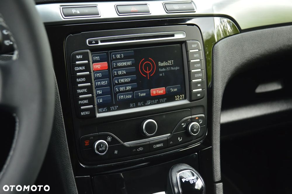 Ford Galaxy 2.0 TDCi DPF Champions Edition - 38