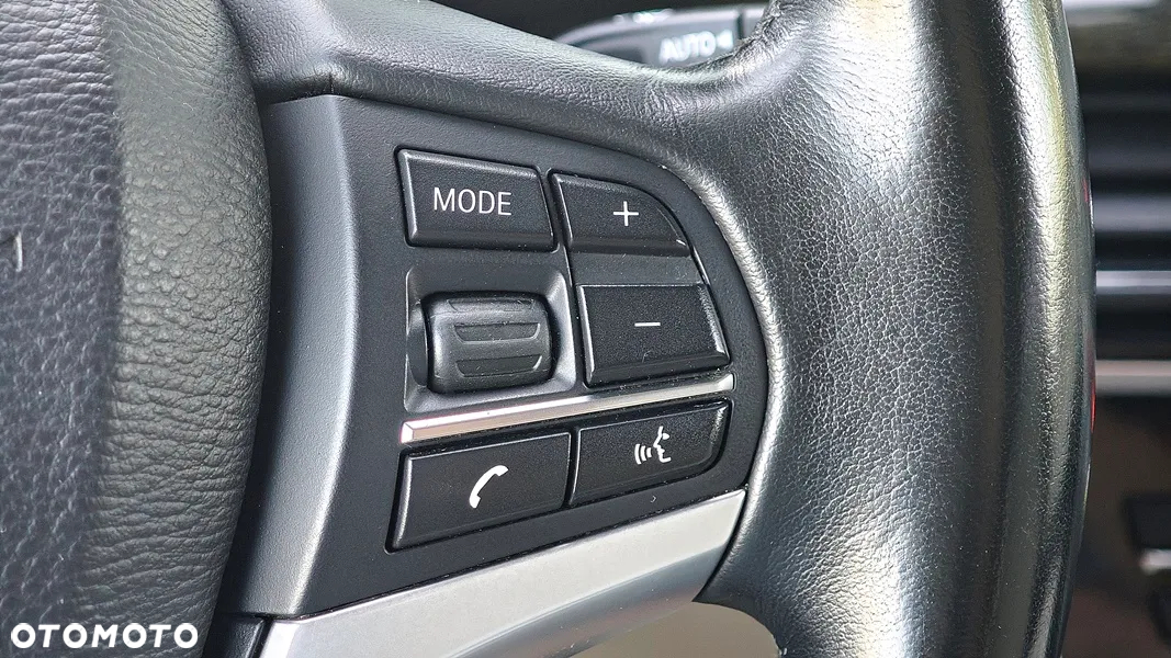 BMW X5 xDrive25d - 27