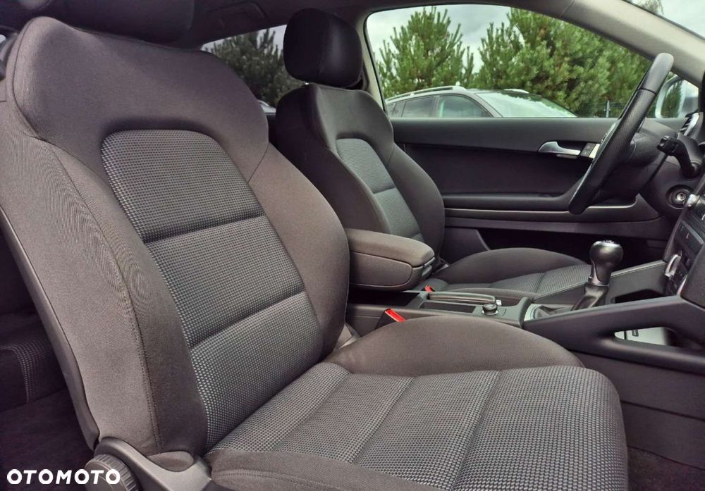 Audi A3 - 8