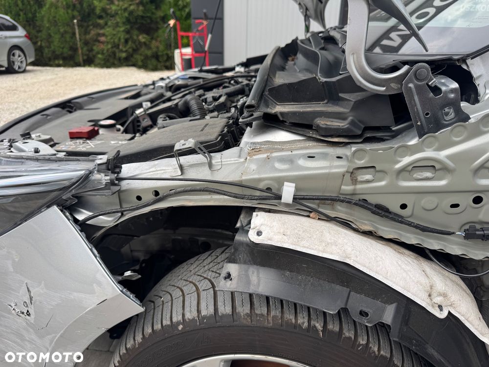 Toyota Corolla 1.8 Hybrid Style - 38