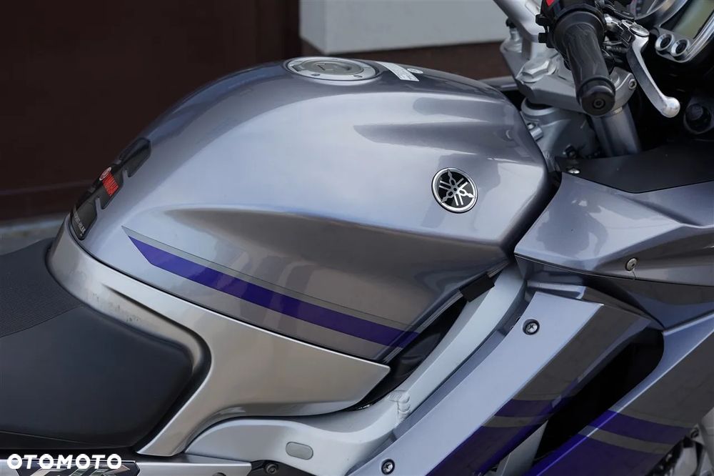 Yamaha FJR - 10