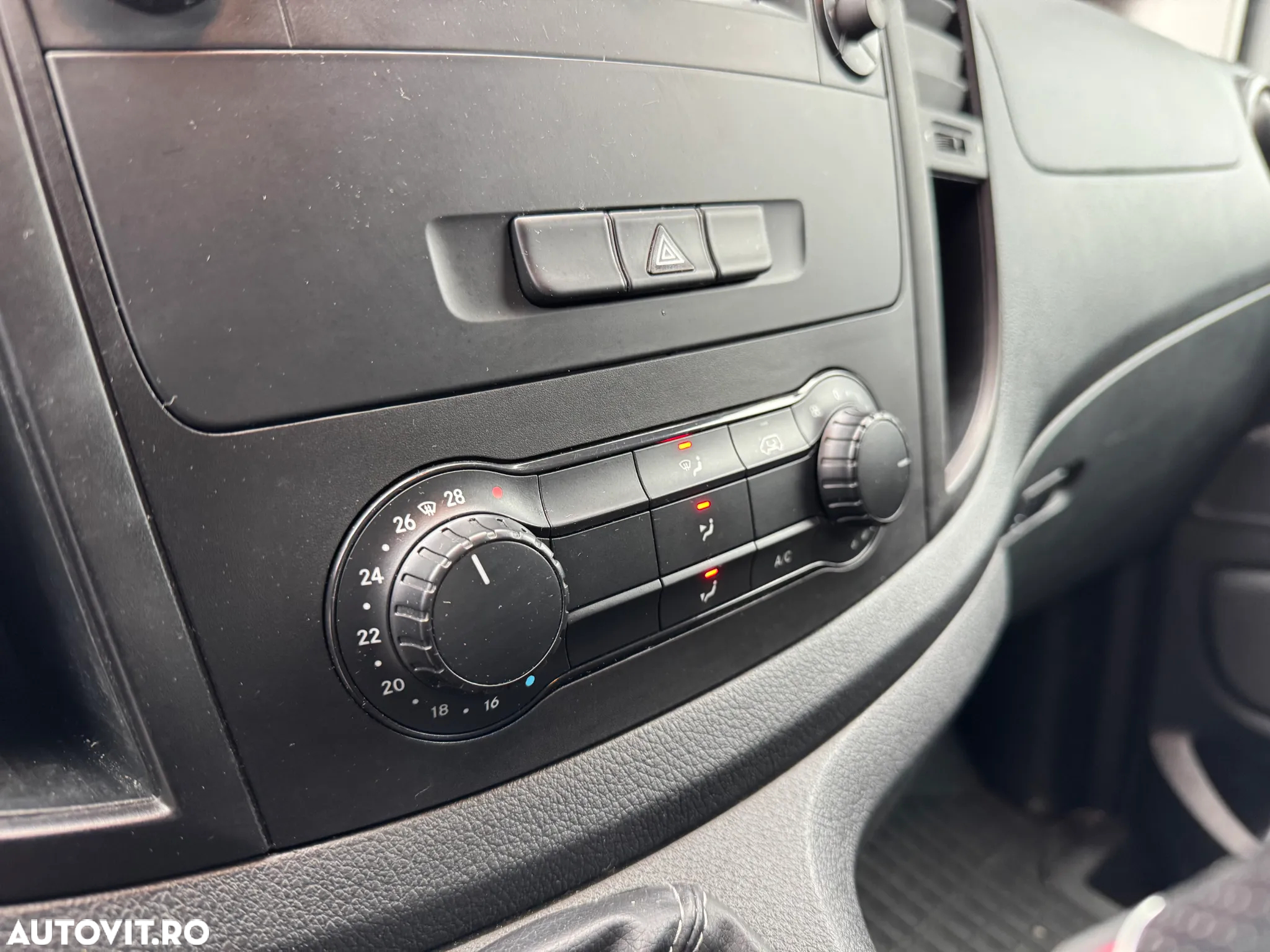 Mercedes-Benz Vito - 18