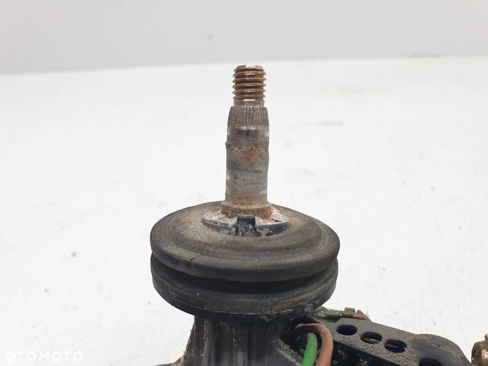 SILNICZEK WYCIERACZKI TYŁ KLAPY BAGAŻNIKA MITSUBISHI SPACE STAR 0390206515 - 2