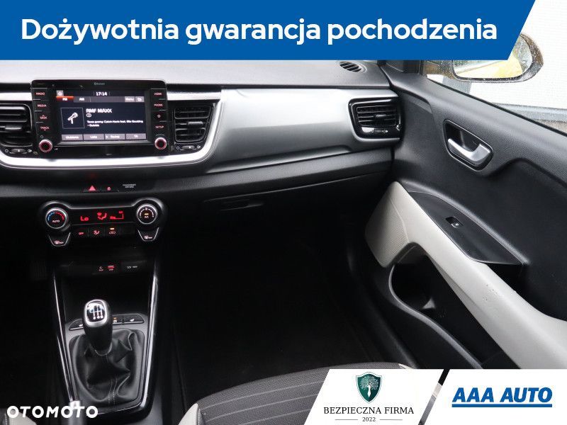 Kia Stonic - 10