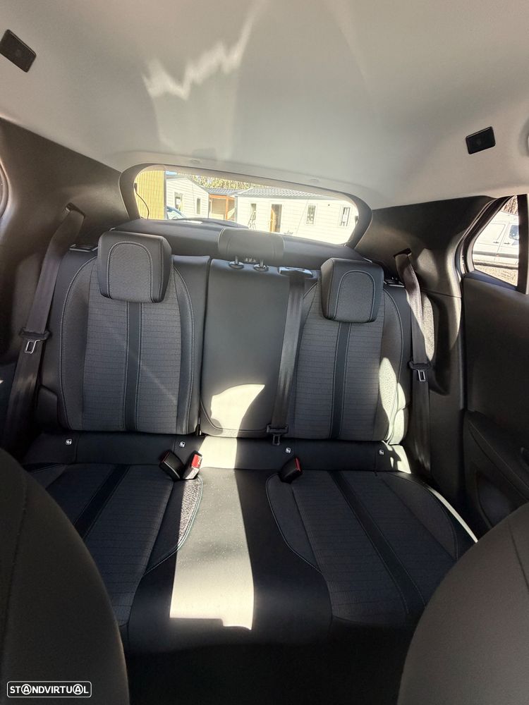 Peugeot 2008 PureTech 130 EAT8 Allure Pack - 22