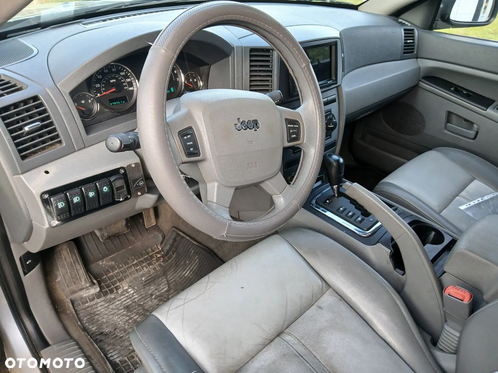 Jeep Grand Cherokee - 6