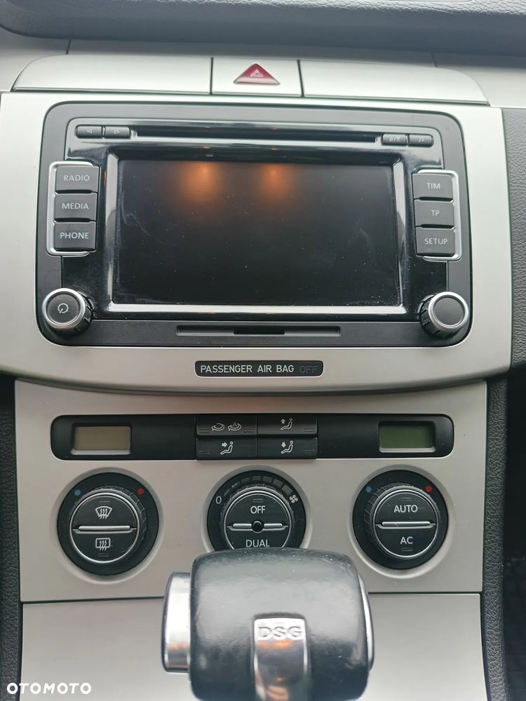 Volkswagen Passat 2.0 TDI Comfortline DSG - 3