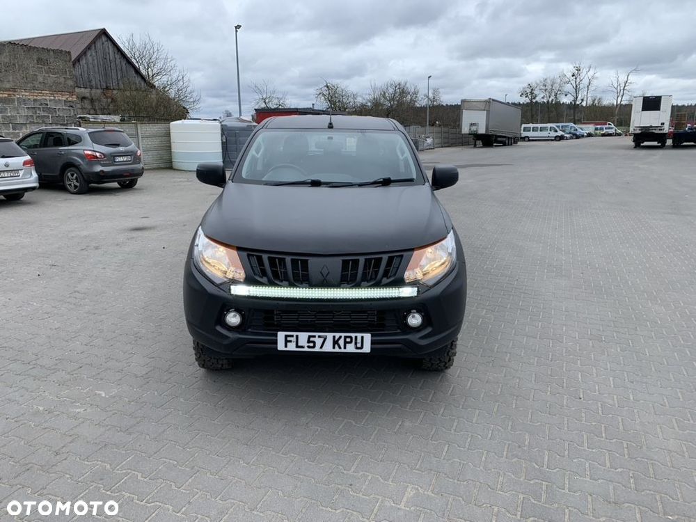 Mitsubishi L200 Pick Up 4x4 S&S Double Cab Intro Edition II - 3
