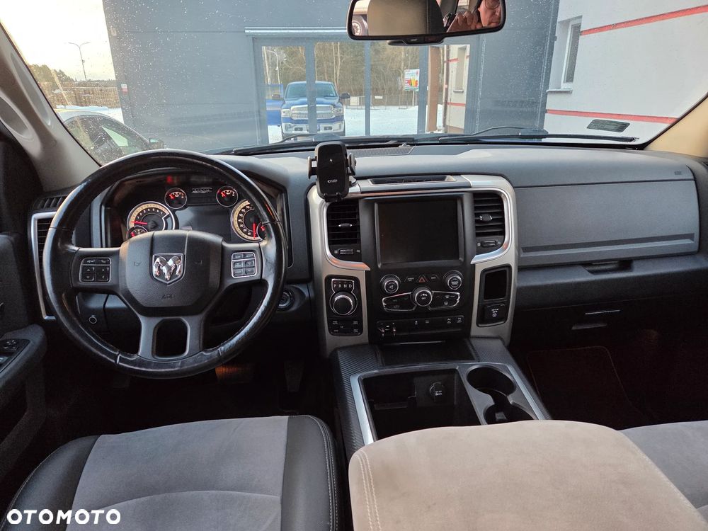 Dodge RAM - 7