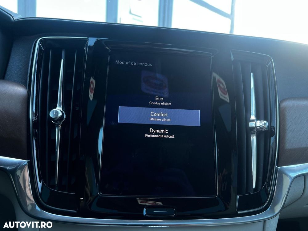VOLVO S90 2017 — imagine 68