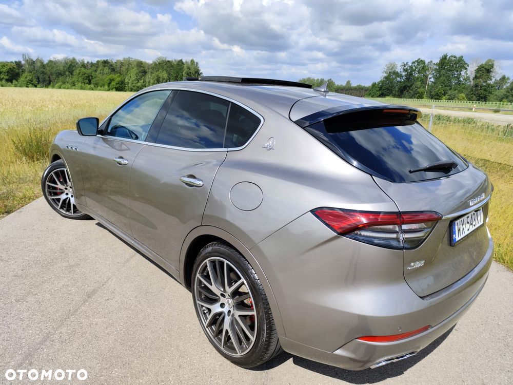Maserati Levante S Q4 - 11